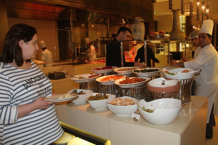 Seafood Night at Mosaic